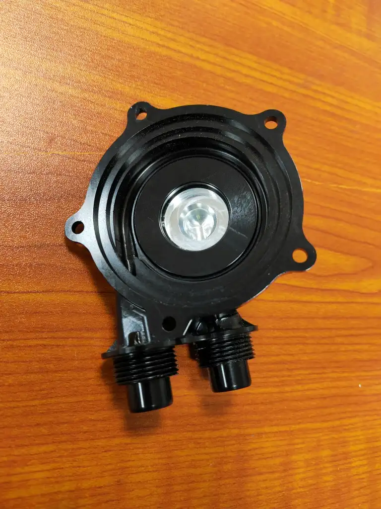 CNC Machining vs Plastic Injection Molding: How to Choose